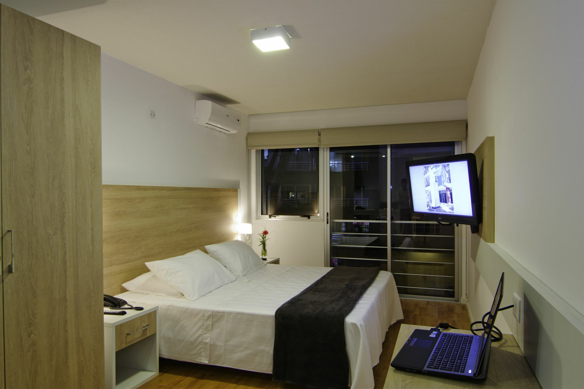 Massini Suites Montevideo Eksteriør billede
